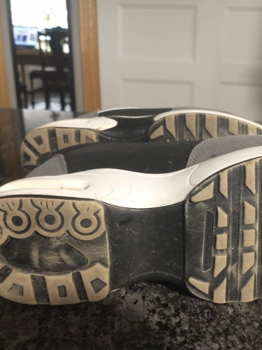 Women's shoes - Picture 6 of 6